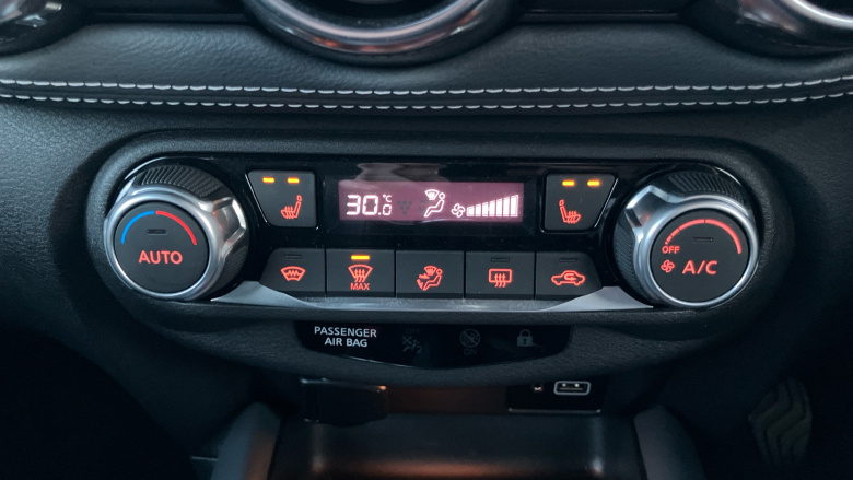 Nissan Juke 1.0 DiG-T 114 Tekna 5dr Petrol Hatchback